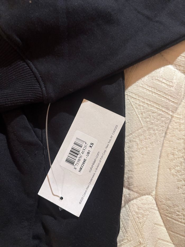 Sweat à zip. Calvin Klein - photo numéro 4