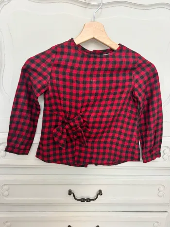 Superbe petit haut, blouse à carreau rouge et noir taille 6 ans