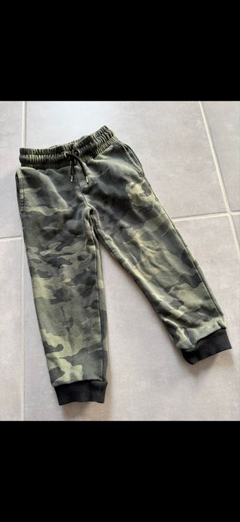 Jogging camouflage 4 ans