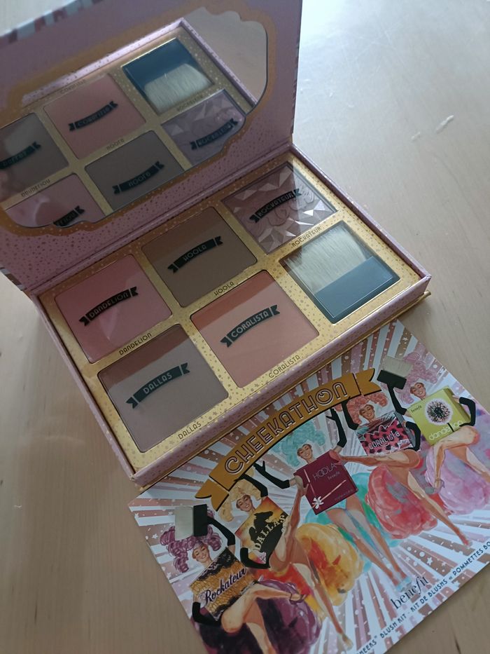 UNE PALETTE BLUSH ET UNE PALETTE YEUX SMASHBOX - photo numéro 3