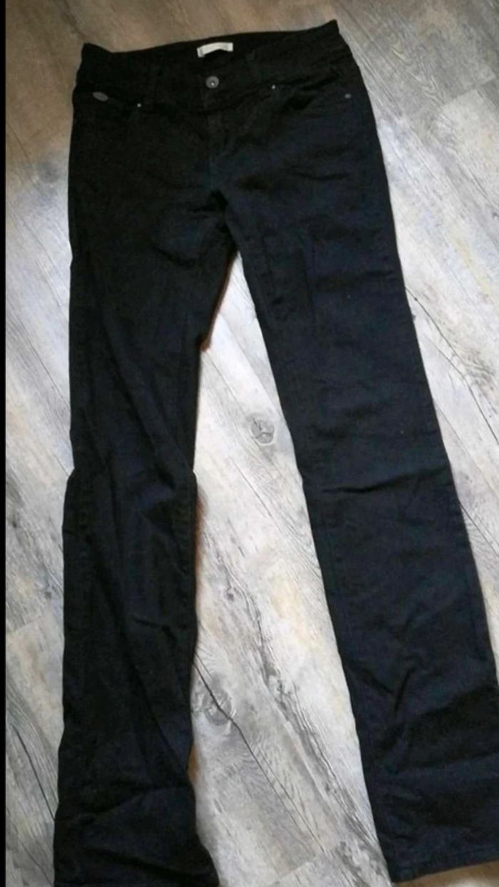 Jean  noir