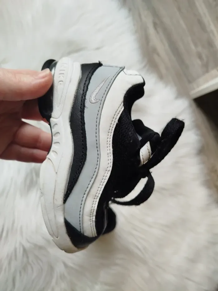 Nike noir - photo numéro 3