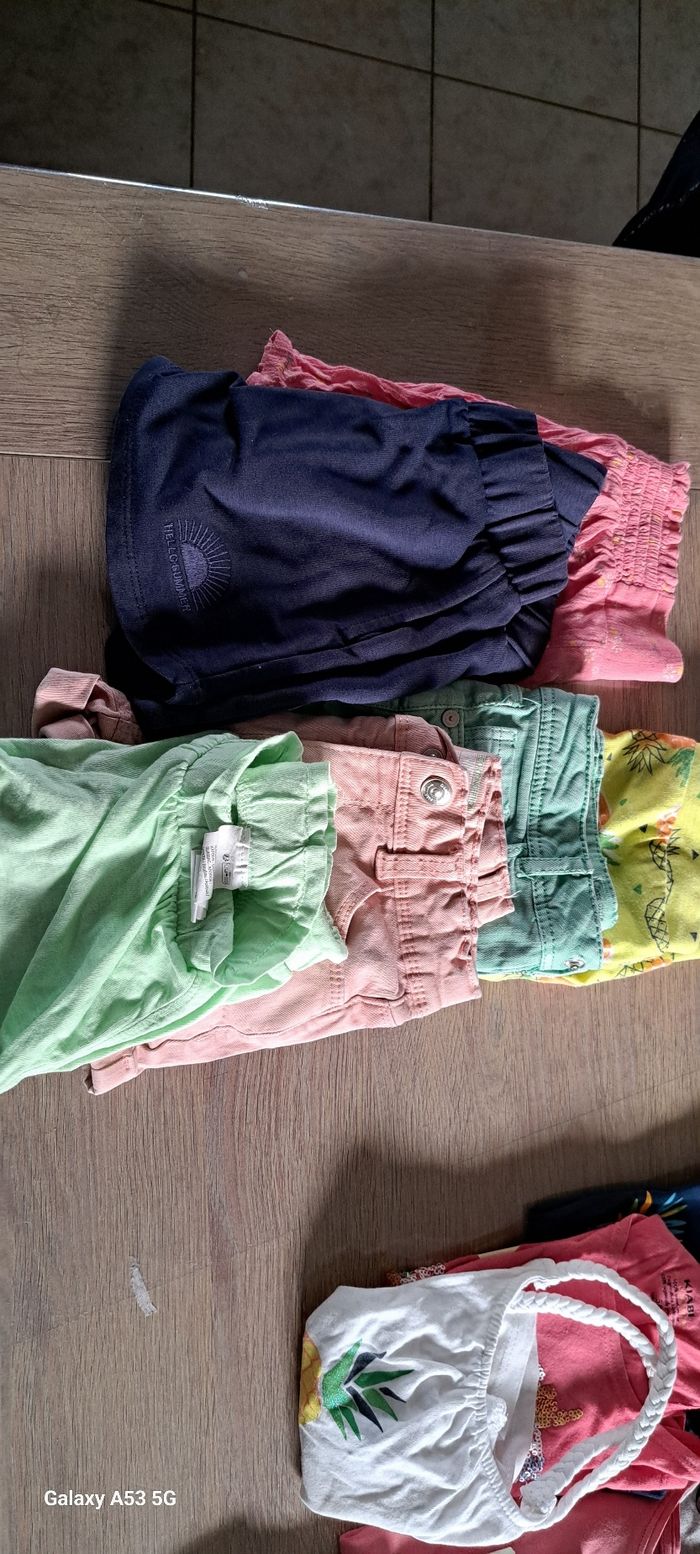 Lot vêtements été 5 ans - photo numéro 3