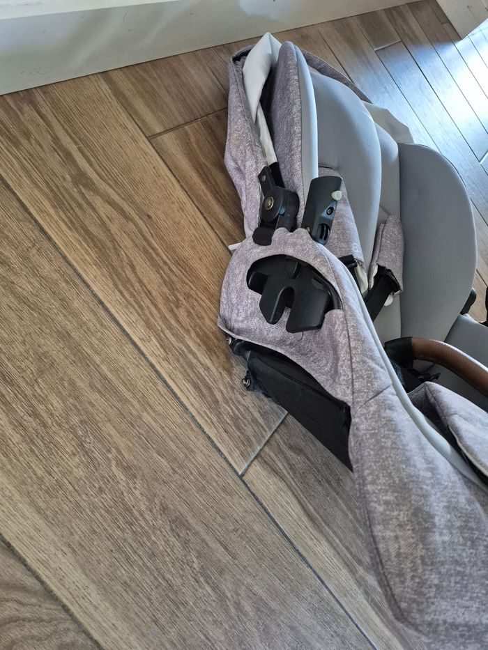 Siège poussette bébé confort - photo numéro 4