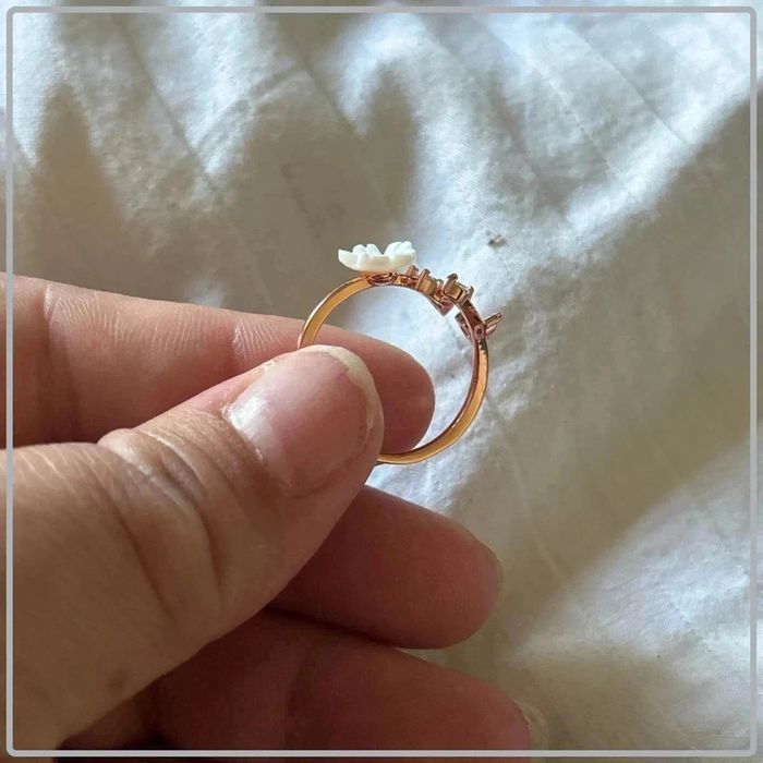 Magnifique bague fleurie ajustable - photo numéro 3