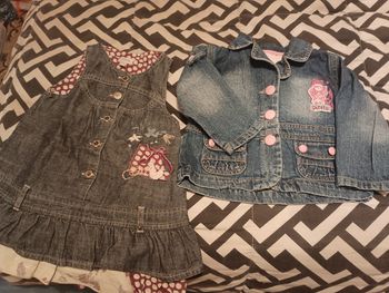Lot une veste et une robe jean