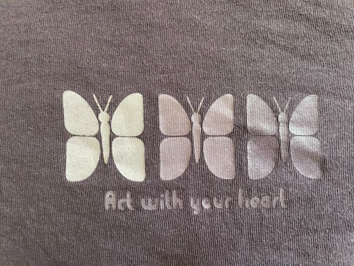 T-shirt violet « papillons » Okaidi 14 ans - photo numéro 2