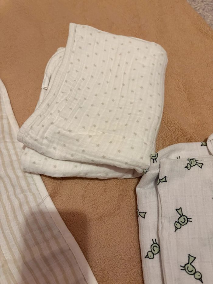 Lot de 3 articles bébé - photo numéro 7