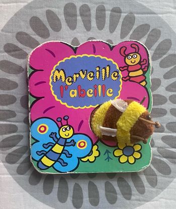 Livre bébé Merveille l’abeille