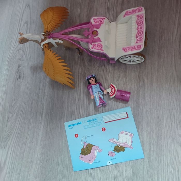 Playmobil 5143 carrosse avec cheval ailé complet