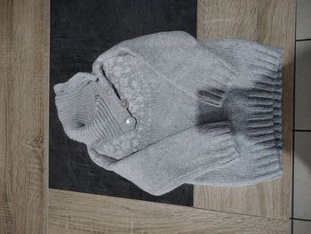 Pull fille CFK 5 ans très bonne état 