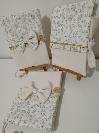 Un protège carnet de santé 18€