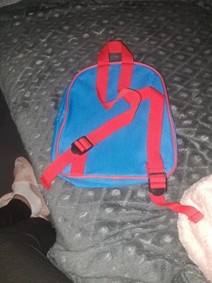 Petit sac a dos - photo numéro 2
