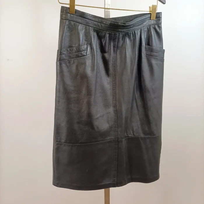 Jupe droite cuir véritable noir vintage Leder Herbst taille 40 A1390 - photo numéro 2