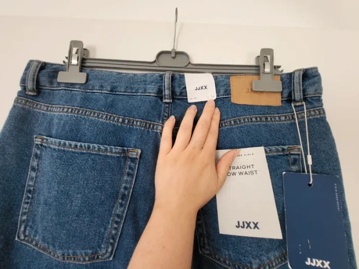 Jean femme neuf JJXX taille 40 (L34) coupe droite taille basse - photo numéro 6