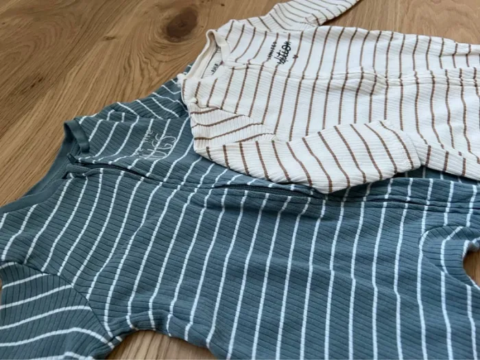 Lot de 2 pyjamas très léger - Ouverture sur le devant - photo numéro 6