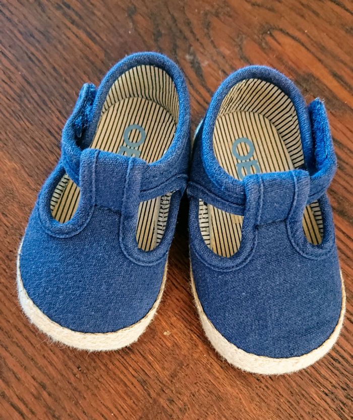 TBE // Chaussures bébé été mixte T18