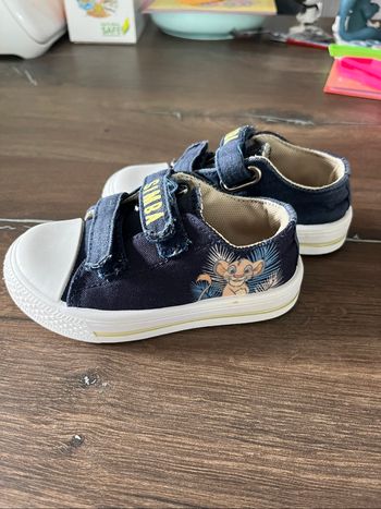 Baskets toile Simba