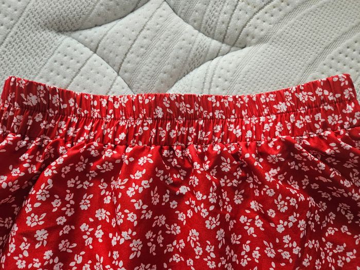 Jupe femme shein taille S - photo numéro 4