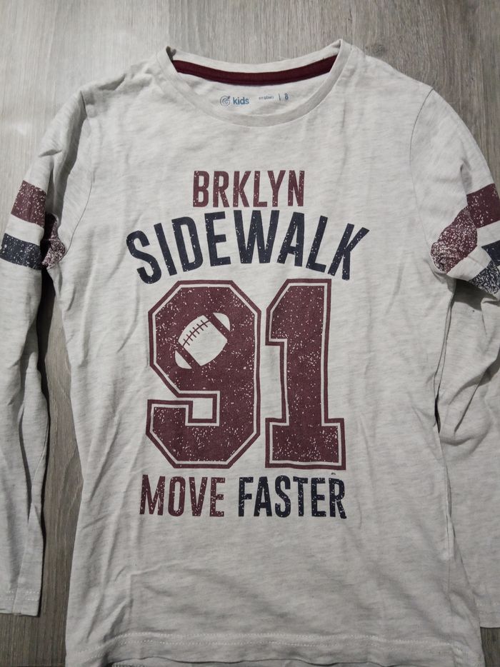 Tee shirt