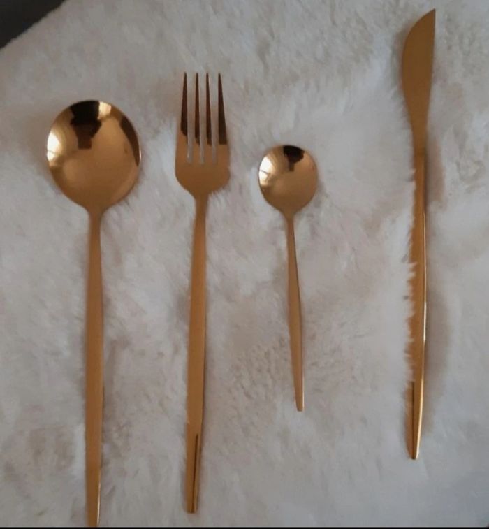 Lot couverts inox doré 24 pieces - photo numéro 3