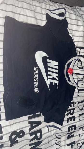 Top Nike