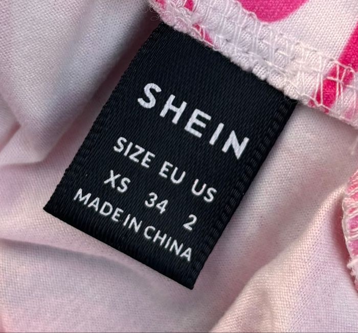 T-shirt court imprimé marbré rose T34 • Shein - photo numéro 4