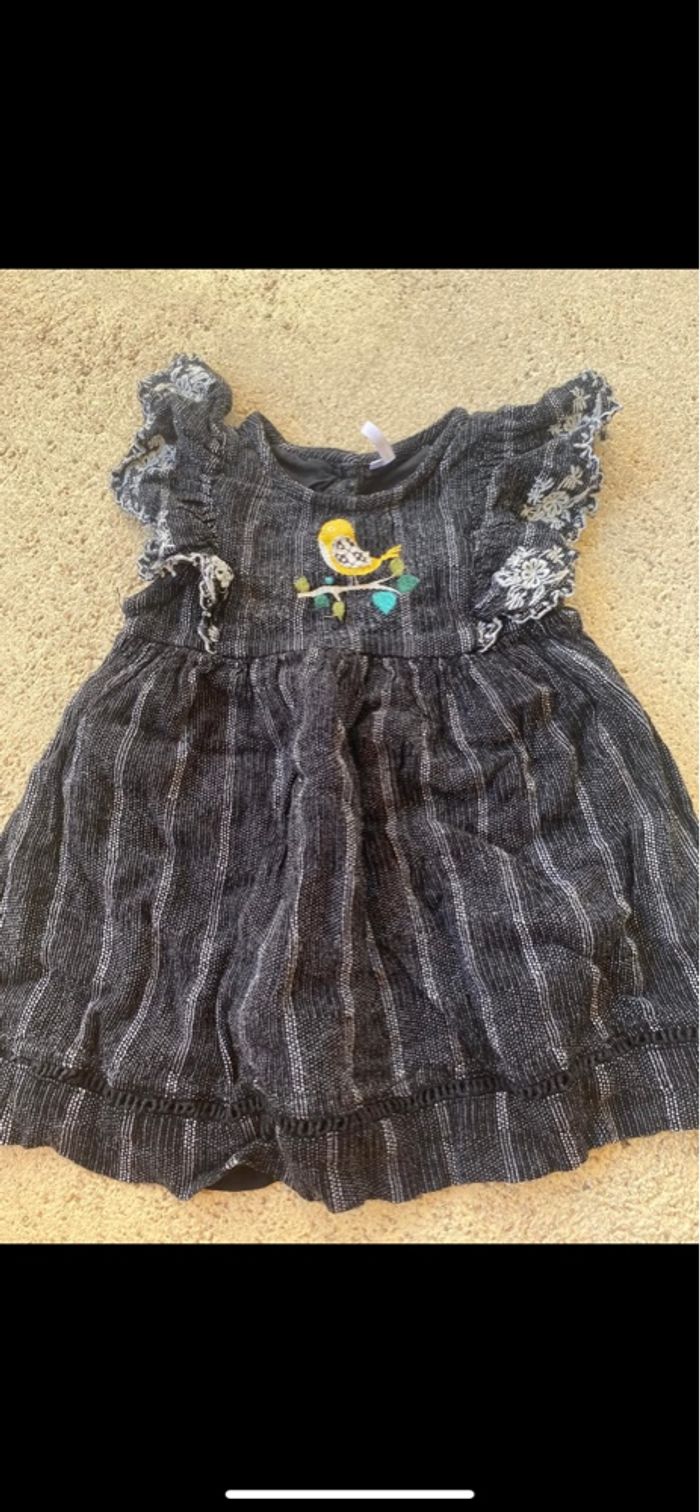 Robe orchestra noire et blanche