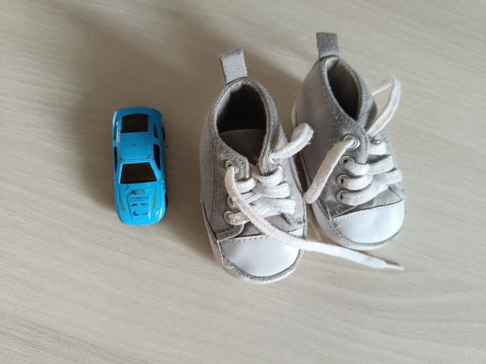 chaussure 3/6 mois