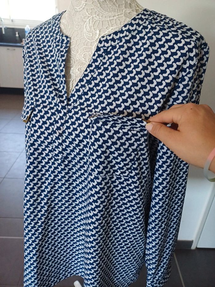 Blouse blanc et bleu marine taille 44/46 - photo numéro 3