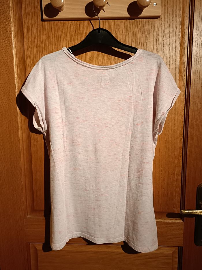 Tee-shirt rose pâle - photo numéro 4