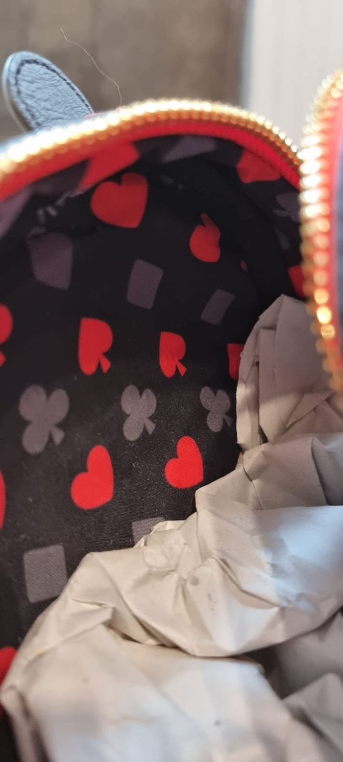 Loungefly Mini Sac A Dos Reine De Coeur - photo numéro 5