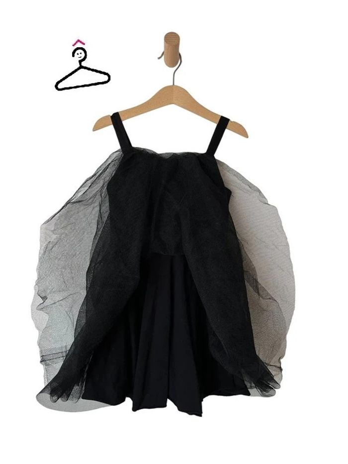 Superbe robe noire bi-matière à bretelles - Petit Bateau 6 ans (114cm) - photo numéro 3