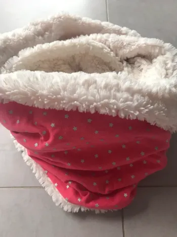Tour de cou / snood - rose avec étoiles Vertbaudet 2/6 ans