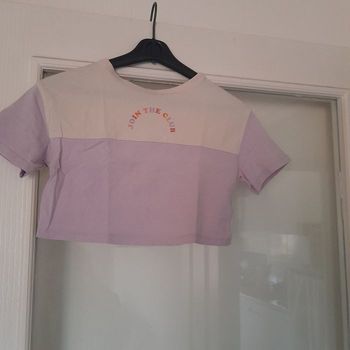 T-shirt top