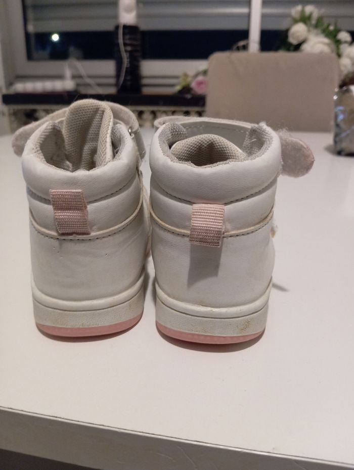 Tennis montante en 23 blanche - photo numéro 2