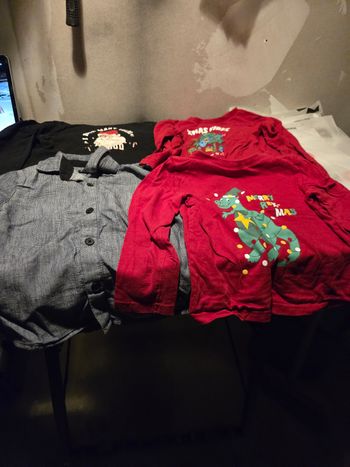 Lot 3 tee shirt et 1 chemise