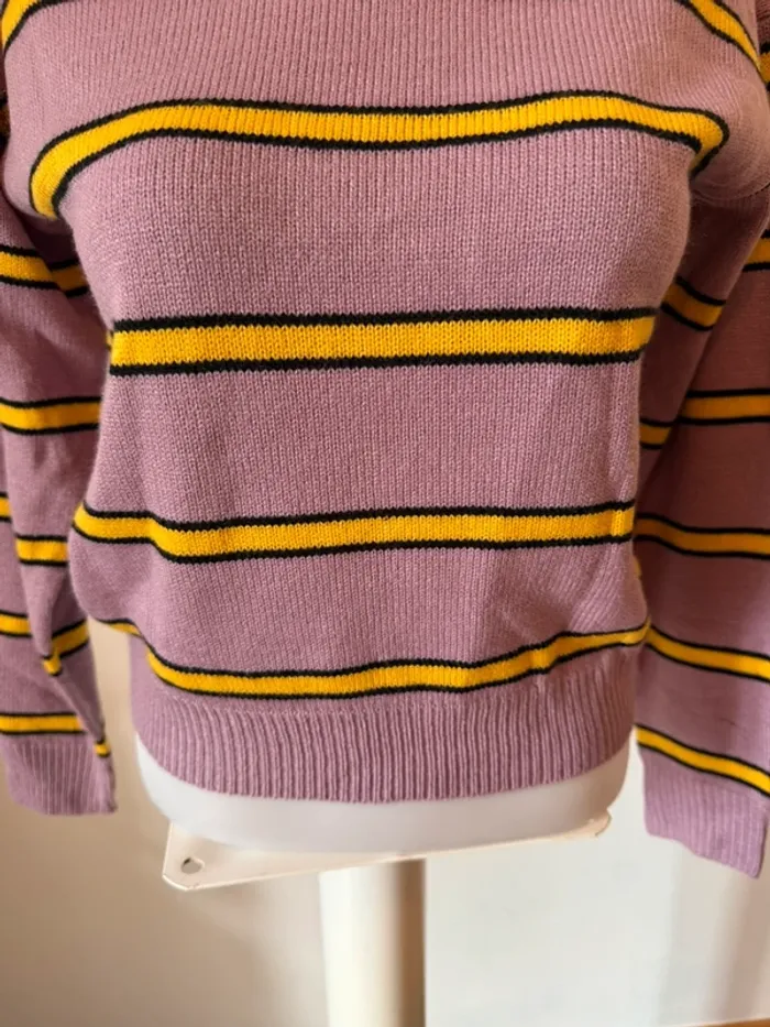 Pull en très bon état Shein rose et jaune taille S - photo numéro 4