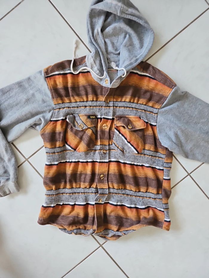 Chemise boutonnée à capuche taille M u47 - photo numéro 4