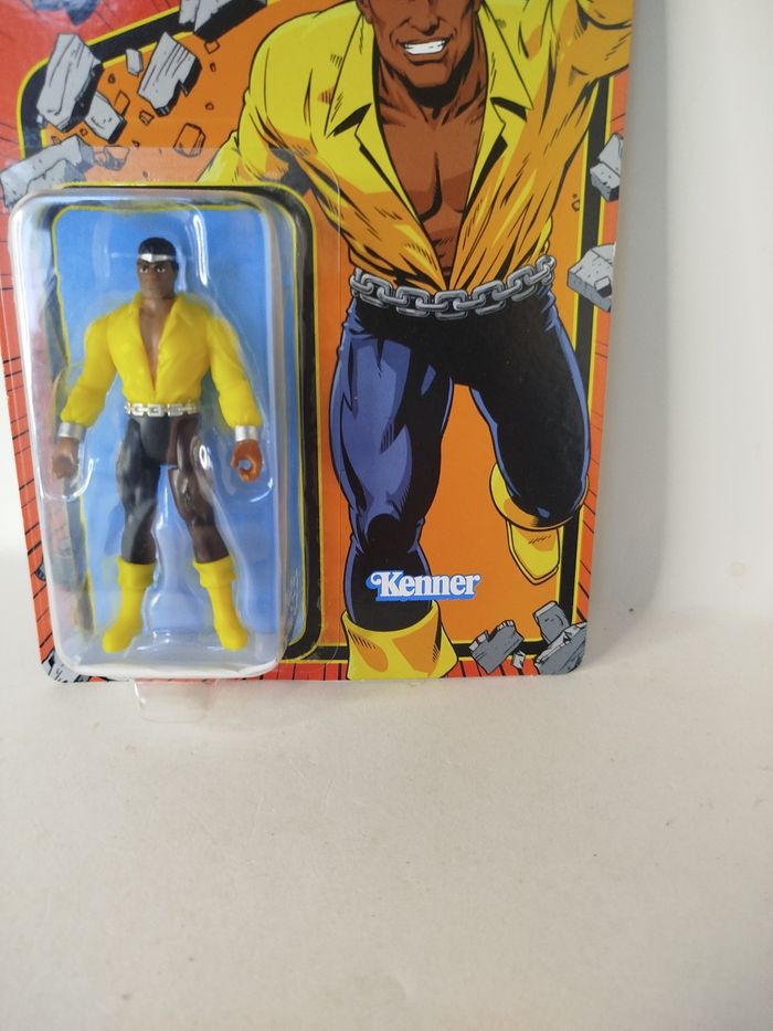 Luke Cage (Power Man) - Figurine Kenner - photo numéro 4
