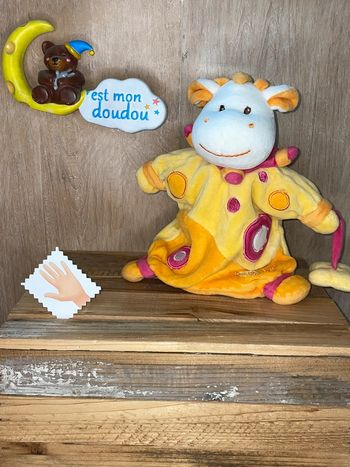 NAT296 Doudou marionnette vache 🐮 babynat