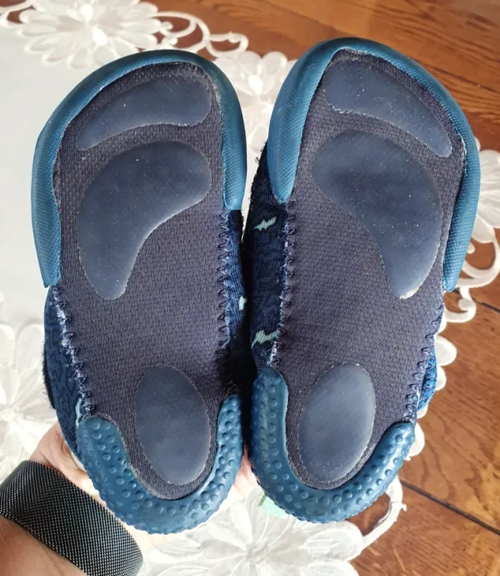 Paire de chaussons/basket bleu T: 26 - photo numéro 6
