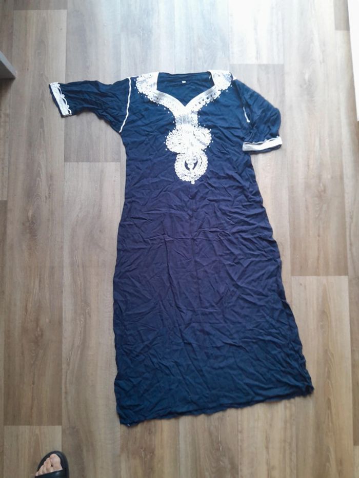 Robe manches courtes taille 42 💞 - photo numéro 5