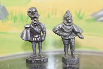 Atlas lot figurines les rois de France