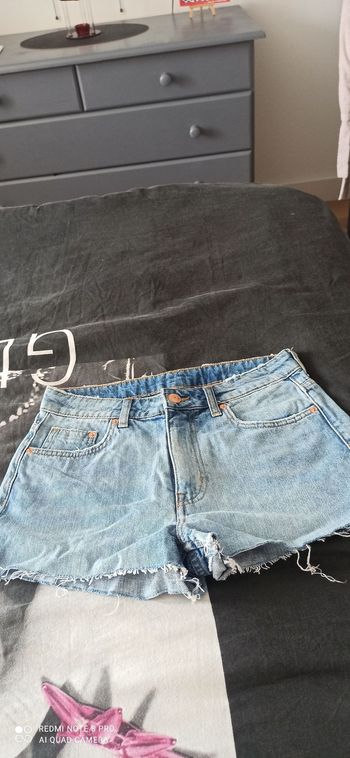Short en jeans t. 38