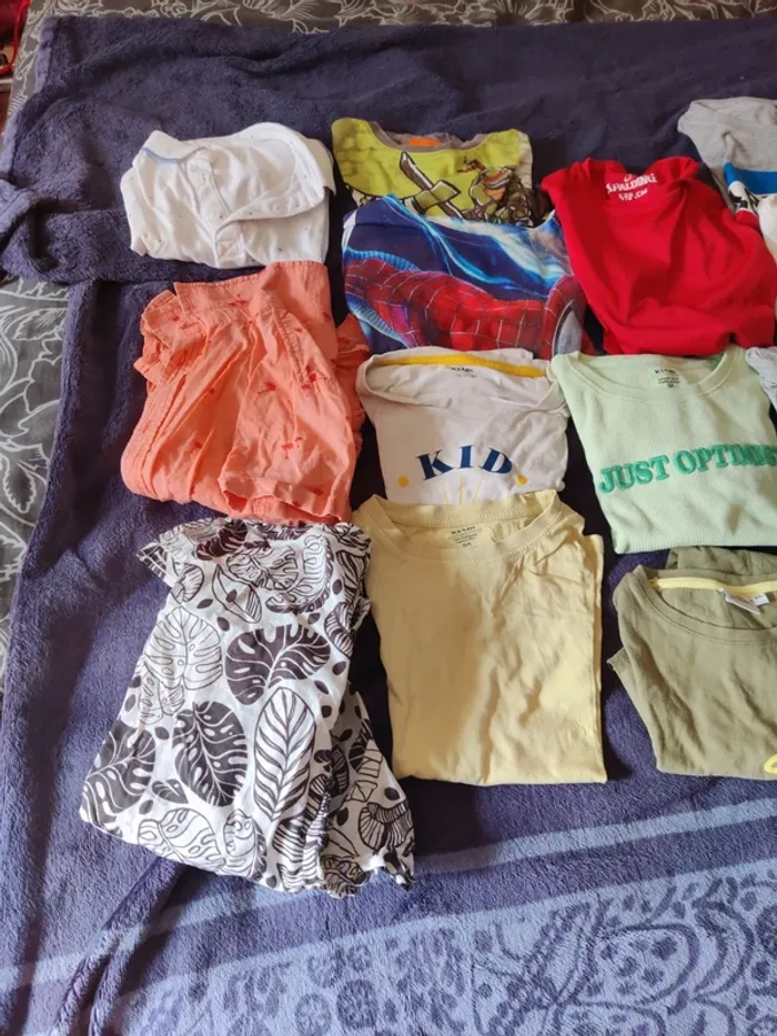 Lot de t-shirts / chemise garçon 8ans - photo numéro 2