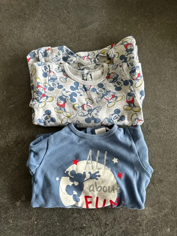 Lot de 2 pyjamas fins 9 mois