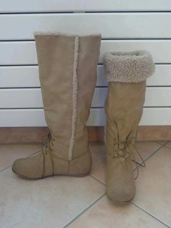 Bottes plates fourrées