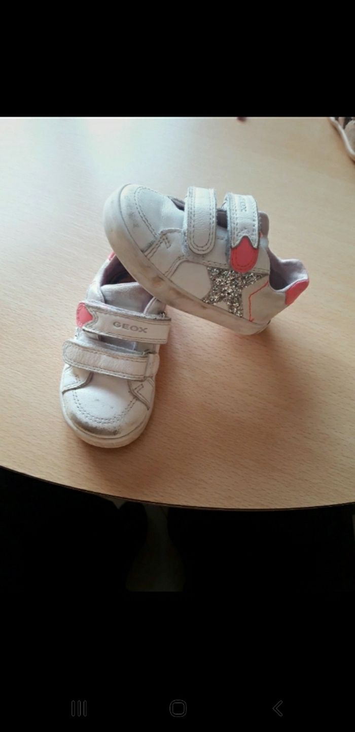 Baskets Geox taille 20
