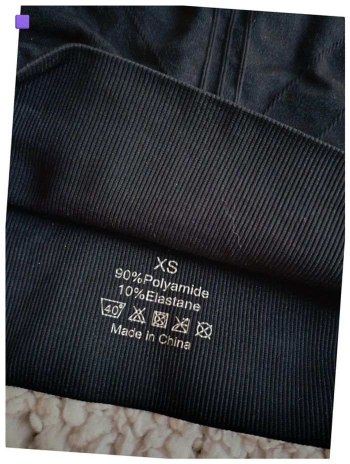 Brassière sport noire – Taille XS - photo numéro 3